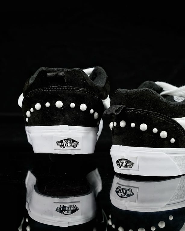 Vans Knu Skool Black White Pearl Studs - 3