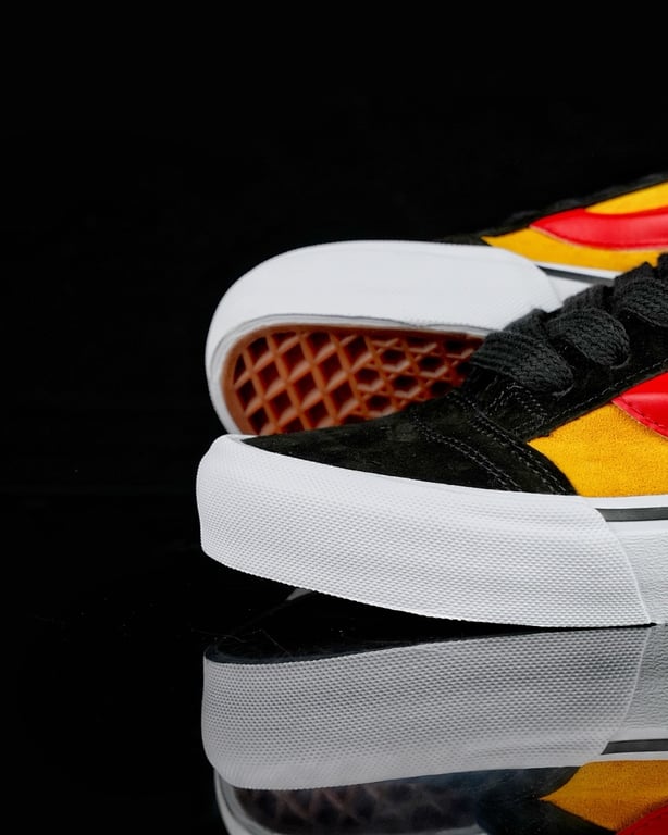 Vans Knu Skool Black Yellow Red - 2