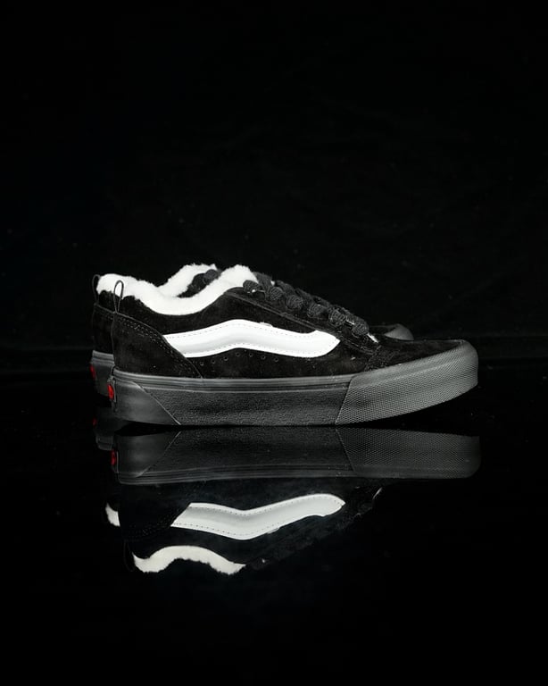 Vans Knu Skool Black White Fur Lined - 8