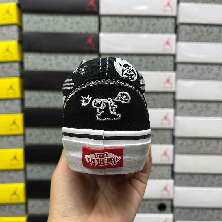 Vans Old Skool Hirono Black White - 4