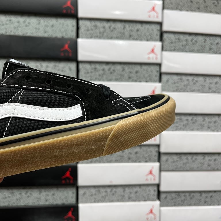 Vans Sk8-Low Black Gum - 9