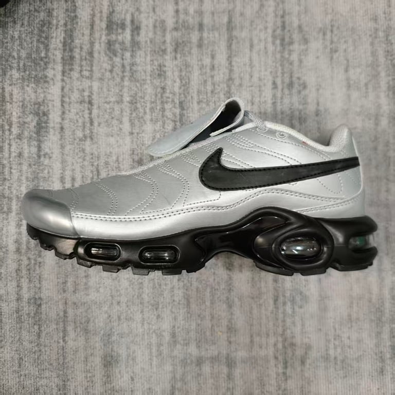 Air Max Plus Tiempo - 14