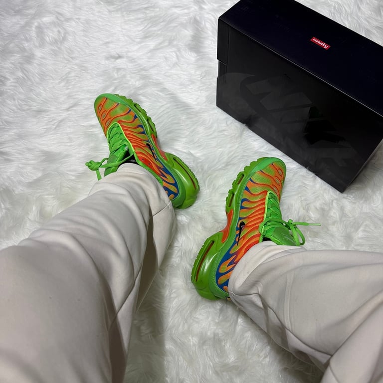 Supreme x Nike Air Max Plus TN Mean Green - 12