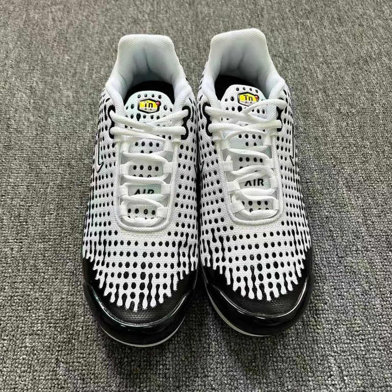 Nike Air Max Plus TN VII - 12
