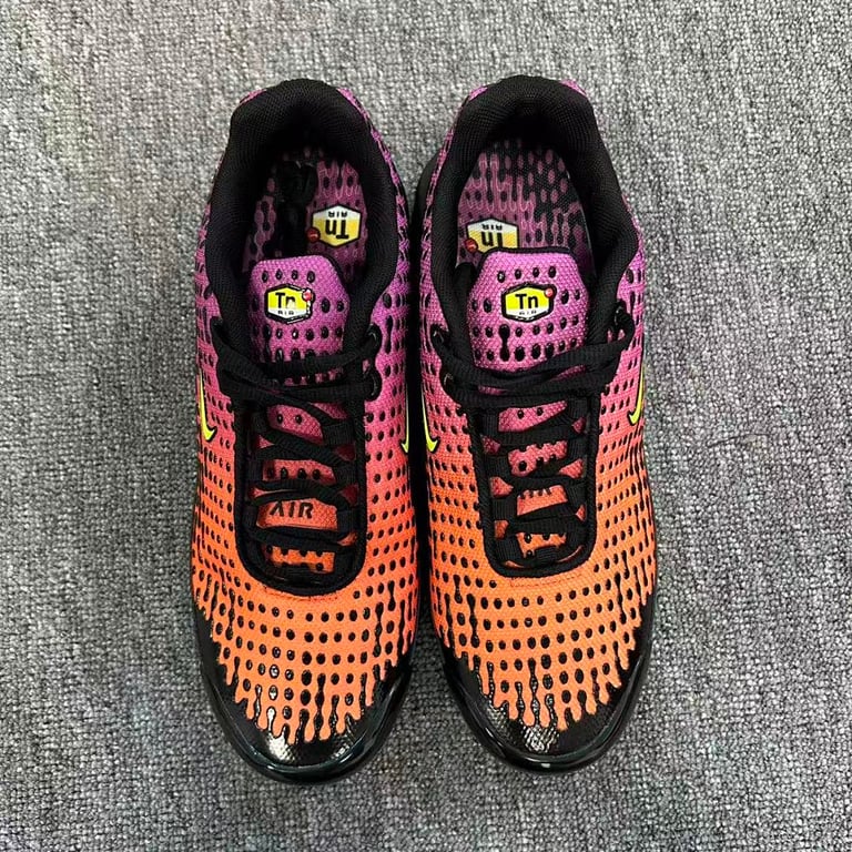 Nike Air Max Plus TN VII - 16