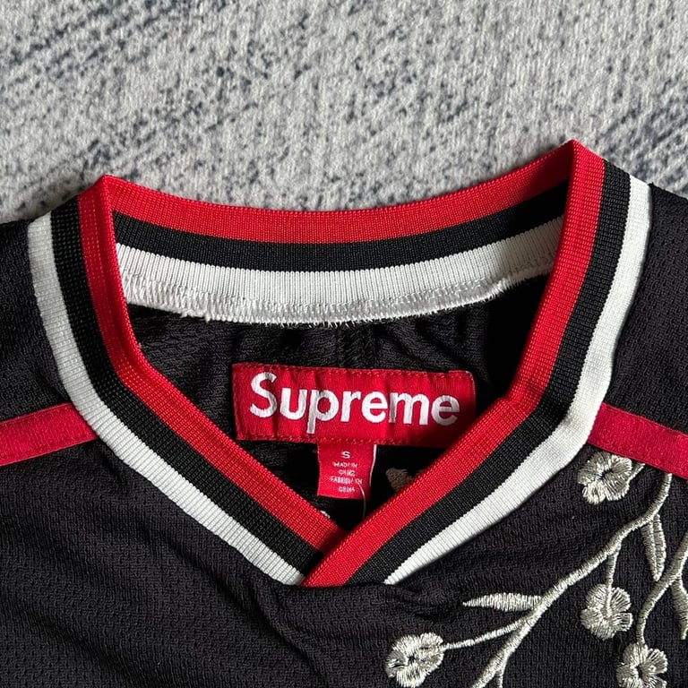 Supreme Flowers Football Jersey White - 11