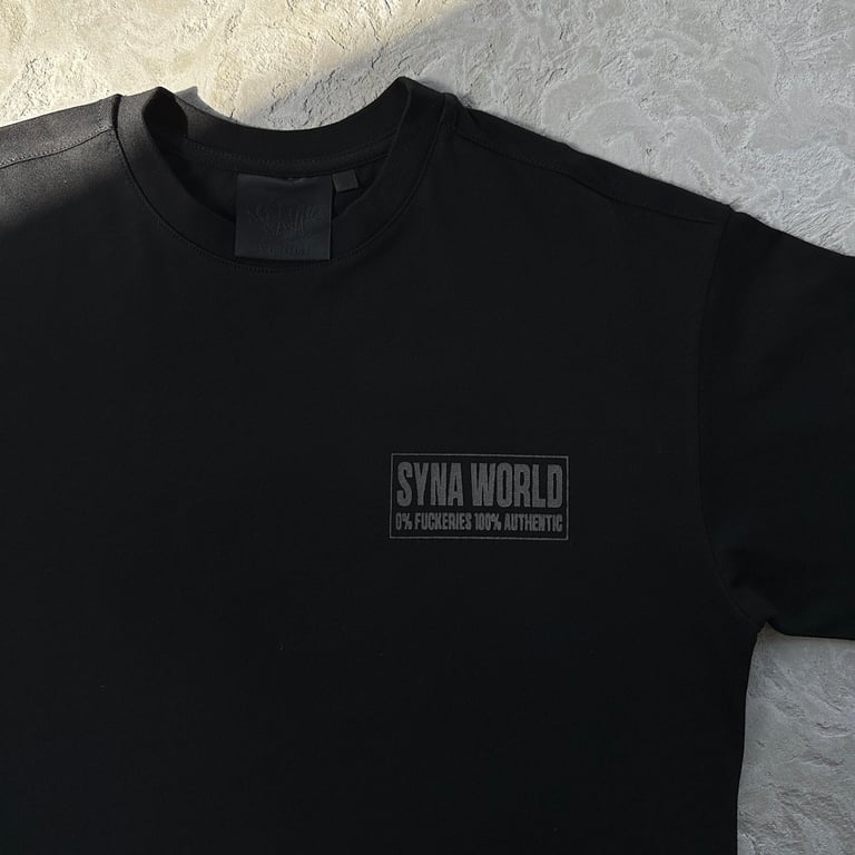 Syna World Disclaimer Tee Black - 8
