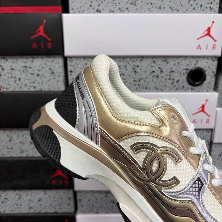 Chanel G39794 Gold White Sneakers - 6