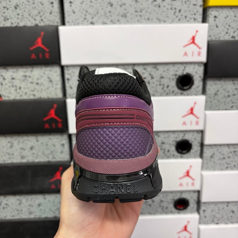 Chanel G45077 Burgundy Sneakers - 4