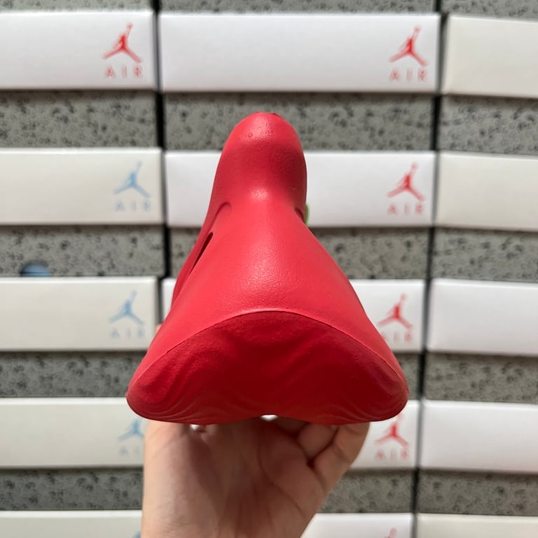 Yeezy Foam Runner Vermilion - 4
