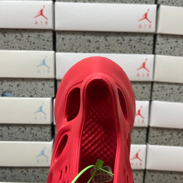Yeezy Foam Runner Vermilion - 5