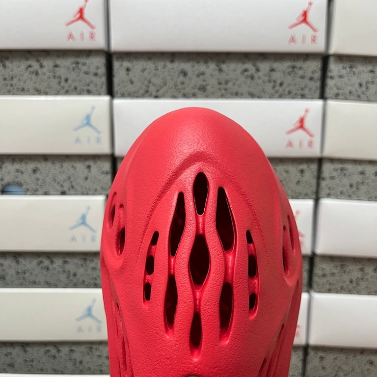 Yeezy Foam Runner Vermilion - 6