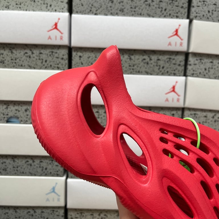 Yeezy Foam Runner Vermilion - 7