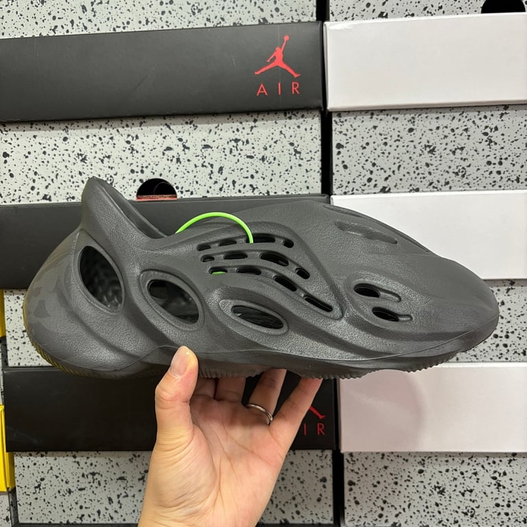 Adidas Yeezy Foam Runner Onyx - 9
