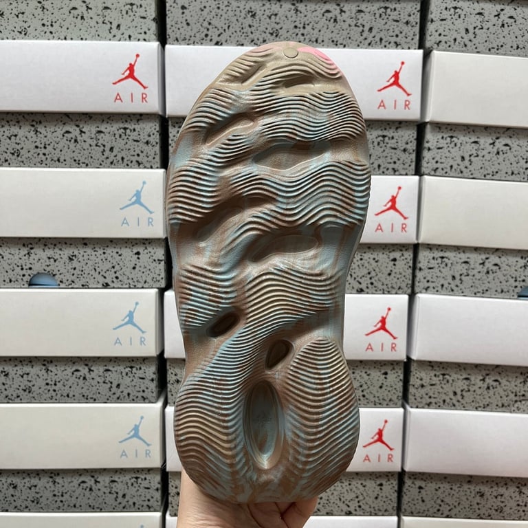 Yeezy Foam Runner MX Sand Grey (GY3969) - 3
