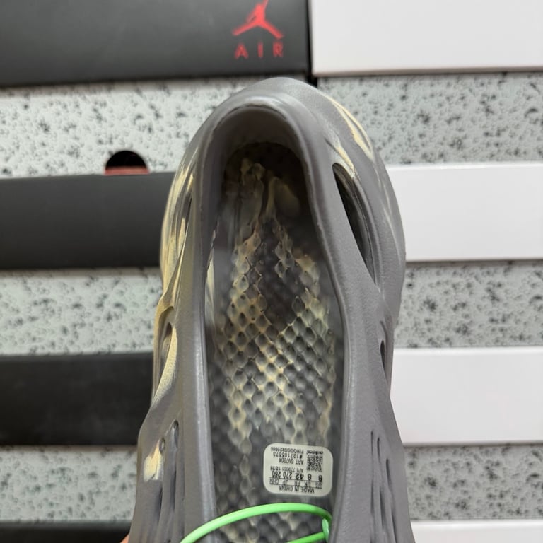 Yeezy Foam Runner MX Granite GV7904 - 6