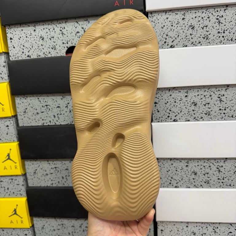 Yeezy Foam Runner Ochre - 3
