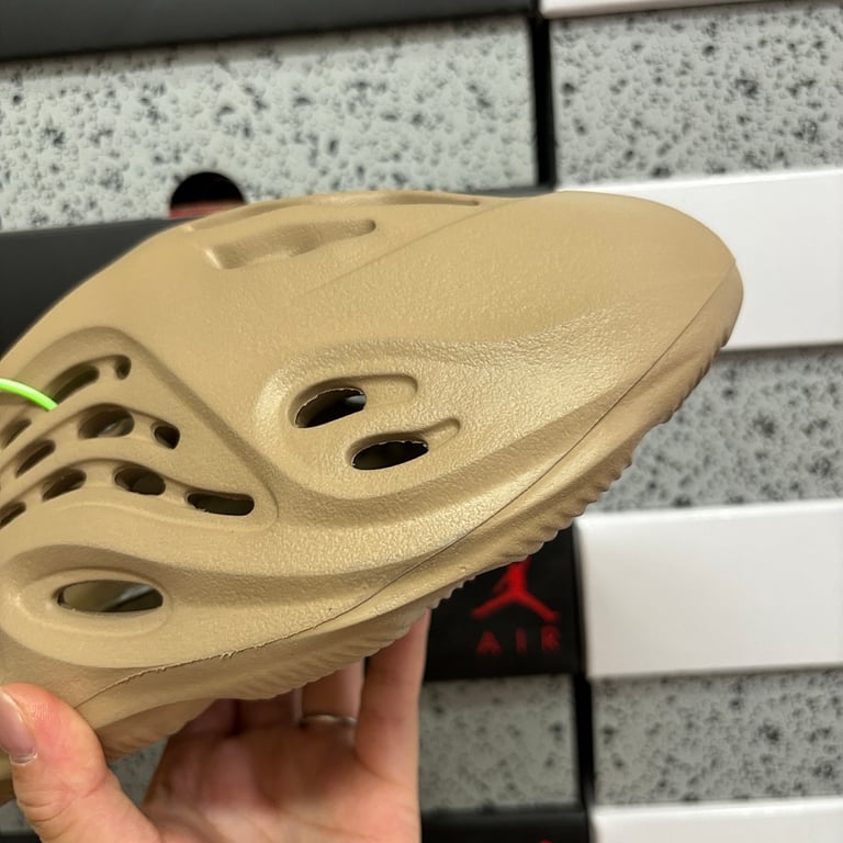 Yeezy Foam Runner Ochre GV6774 - 5