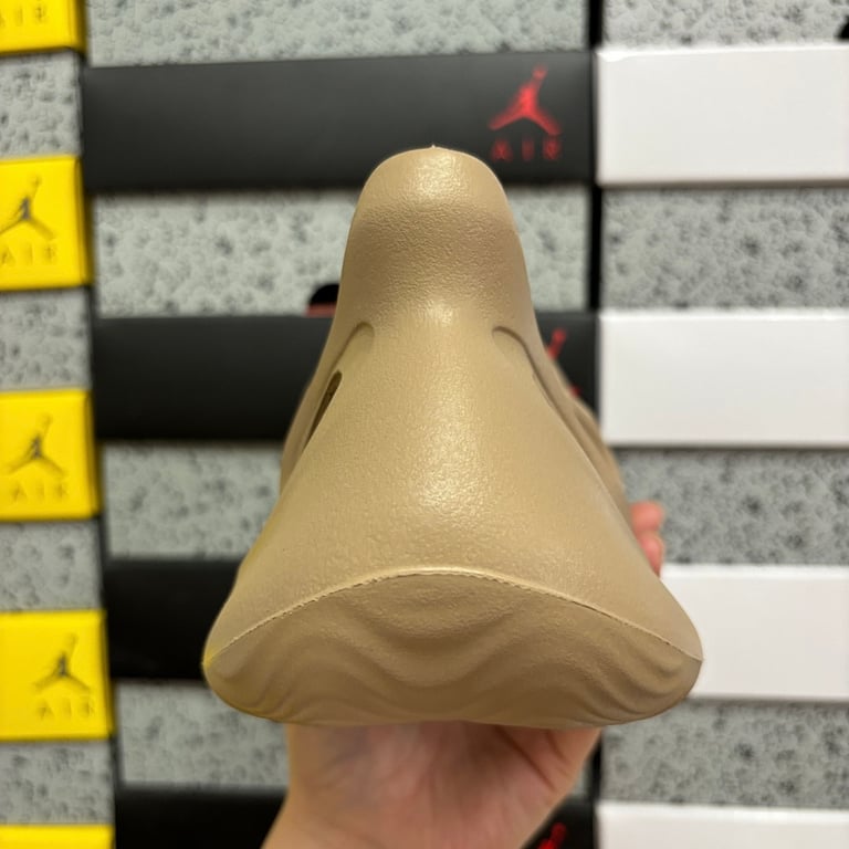 Yeezy Foam Runner Ochre GV6774 - 8