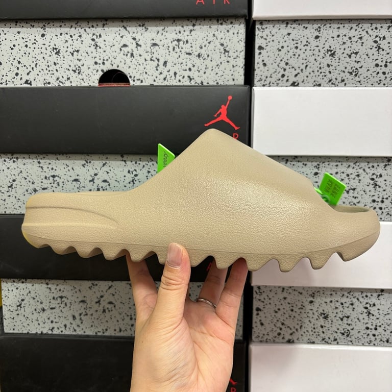 Yeezy Slide Pure GW1934 - 9