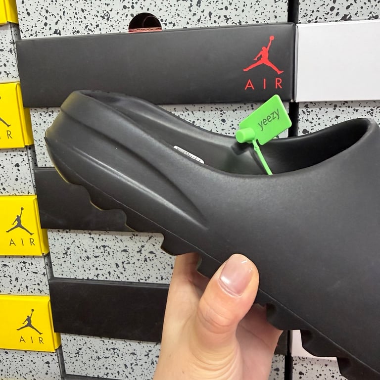 Yeezy Slide Onyx (FX0495) - 4