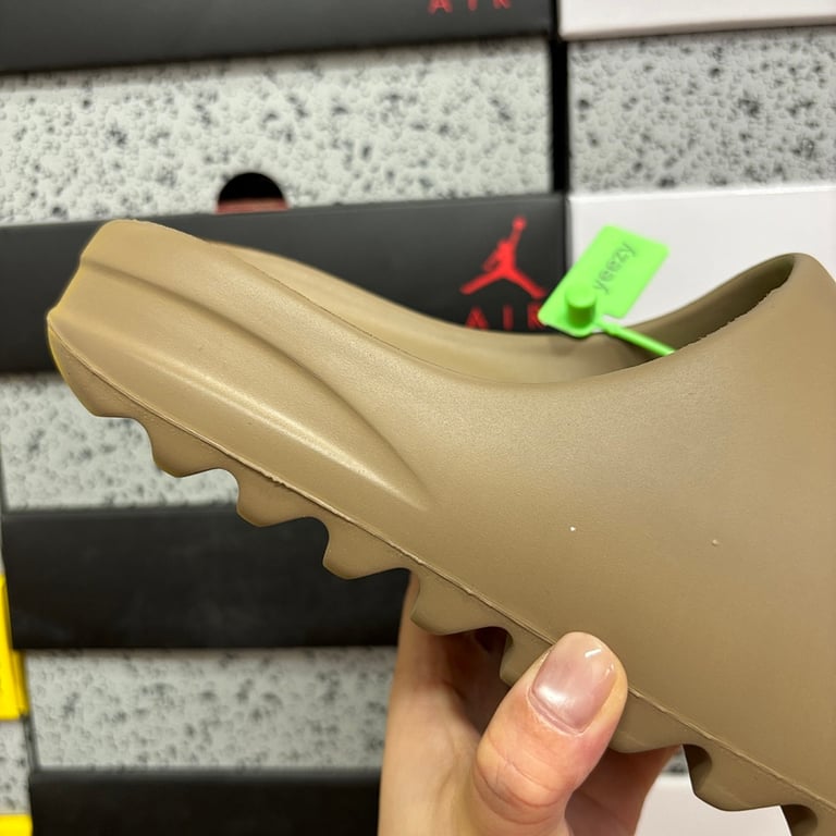 Yeezy Slide Earth Brown FV8425 - 4