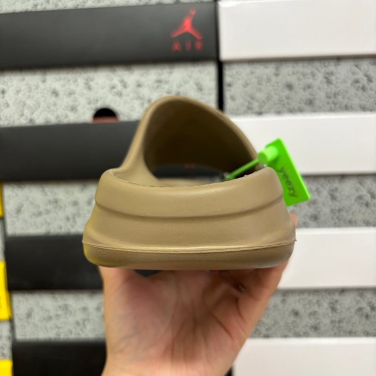 Yeezy Slide Earth Brown FV8425 - 8