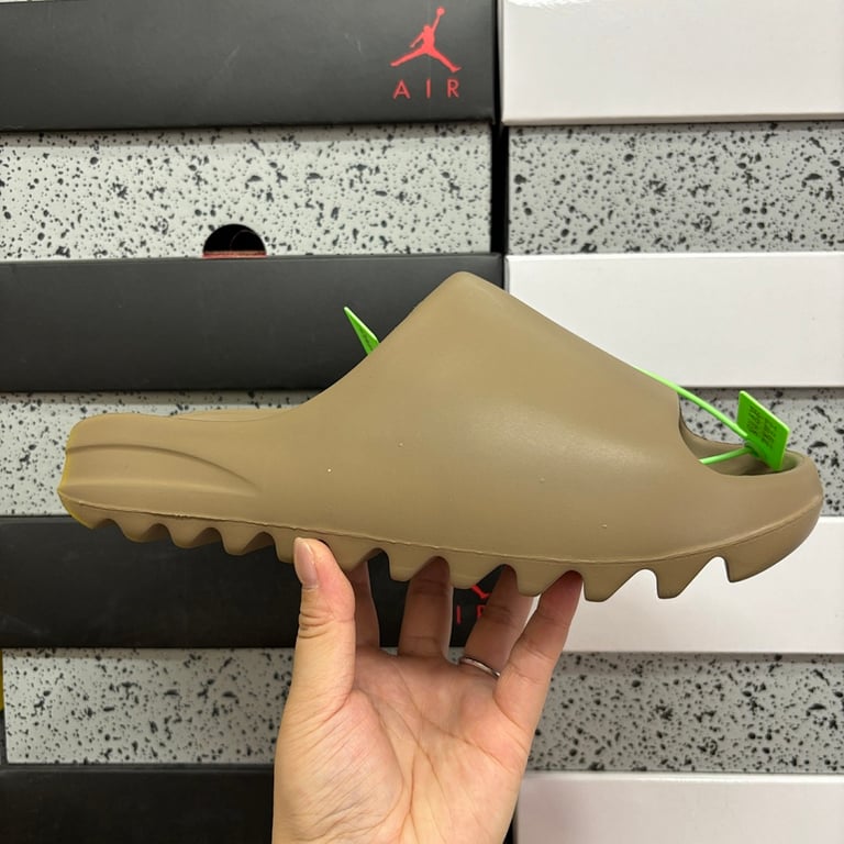 Yeezy Slide Earth Brown FV8425 - 9