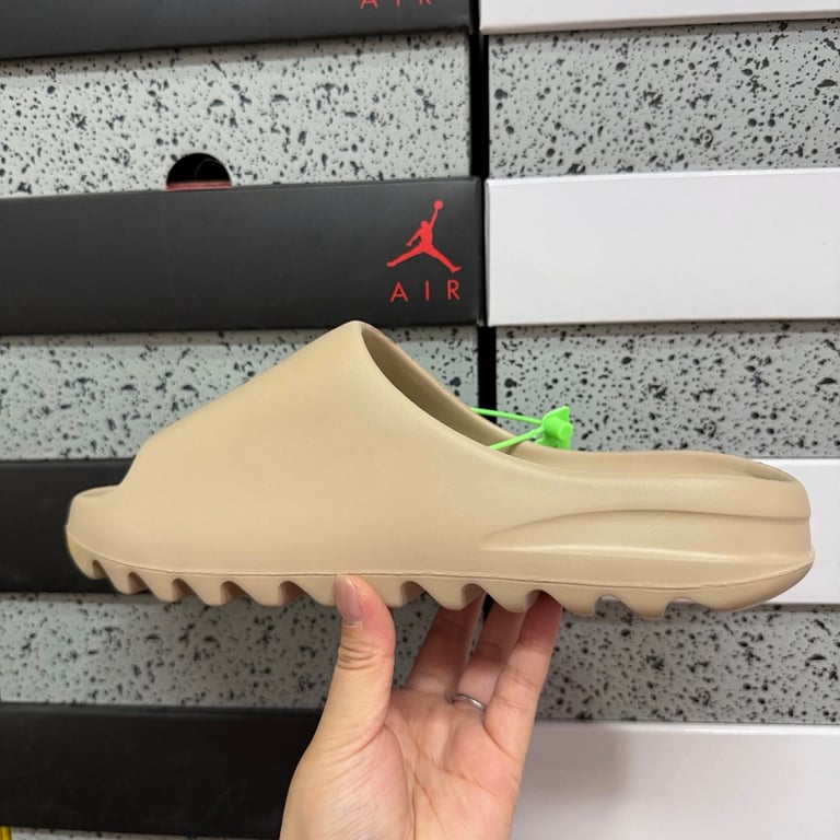 Yeezy Slide Pure GZ5554 - 2