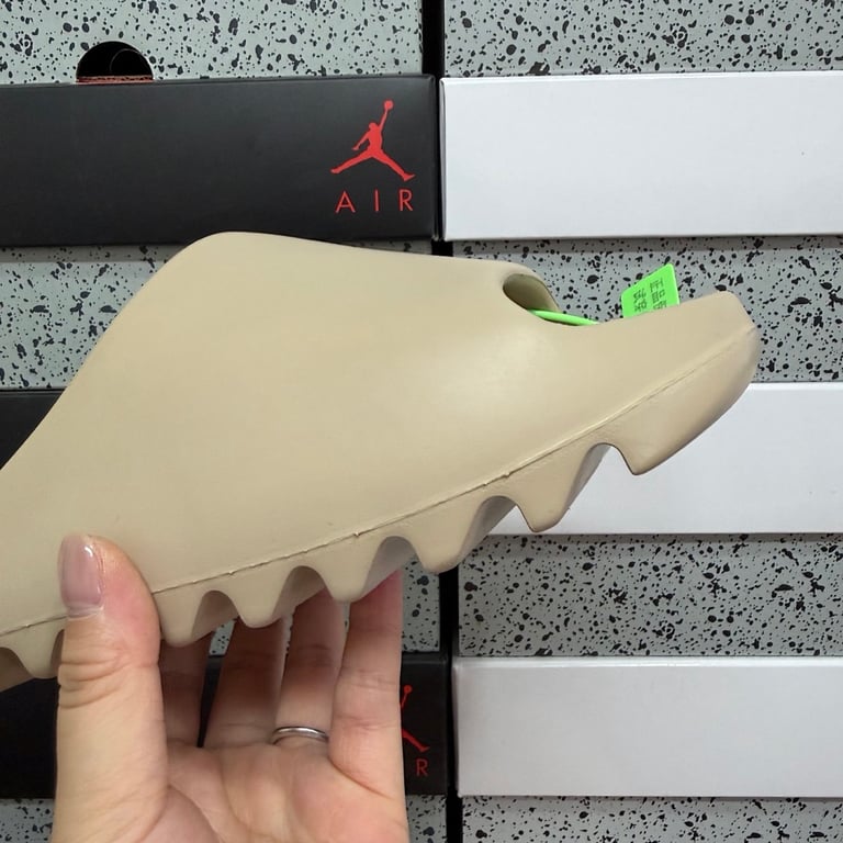 Yeezy Slide Pure GZ5554 - 5