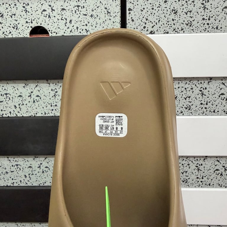 Yeezy Slide Core - 6