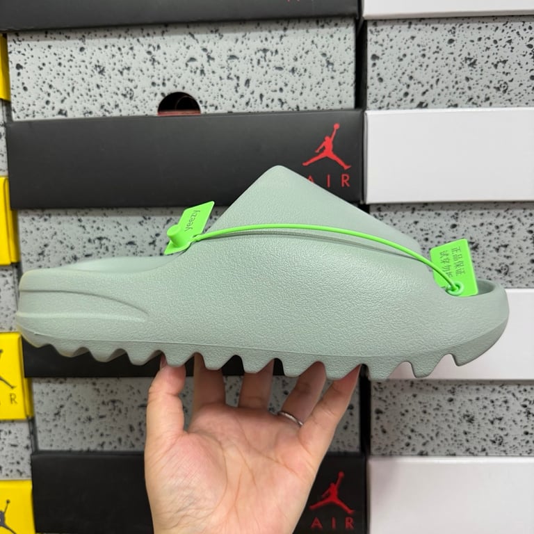 Yeezy Slide Salt ID5480 - 9