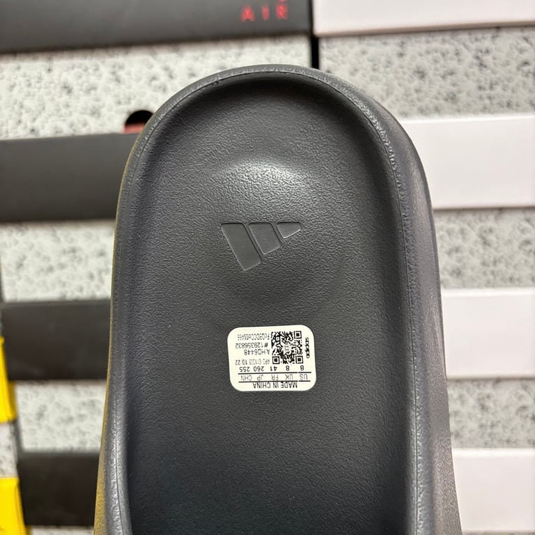 Yeezy Slide Onyx HQ6448 - 6