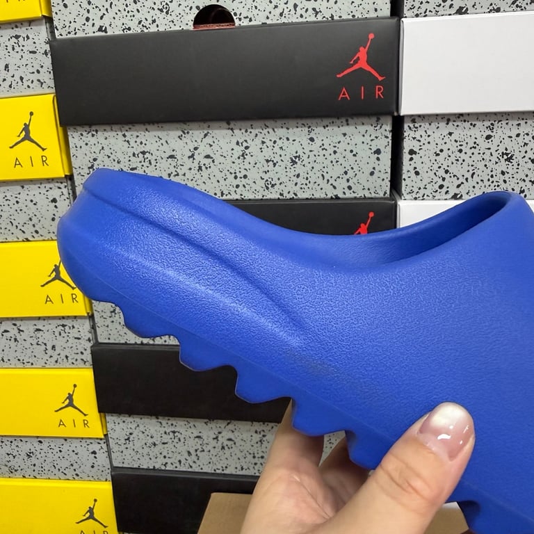 Yeezy Slide Azure ID4133 - 4