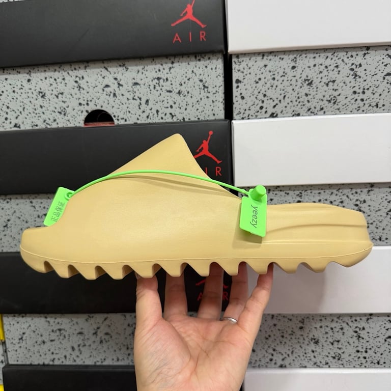 Yeezy Slide Sand FW6344 - 2