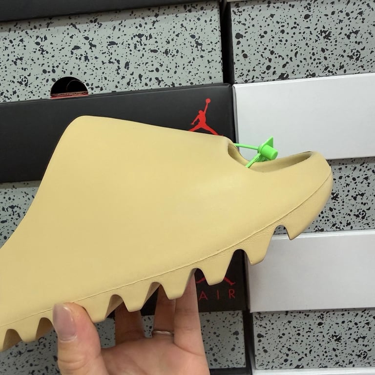 Yeezy Slide Sand FW6344 - 5