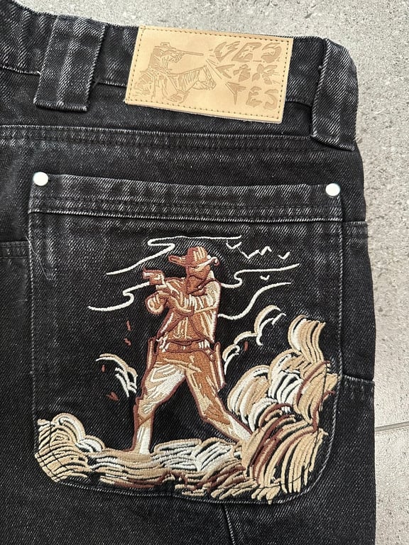 Vescartes Fast Draw Black Denim Jeans - 11