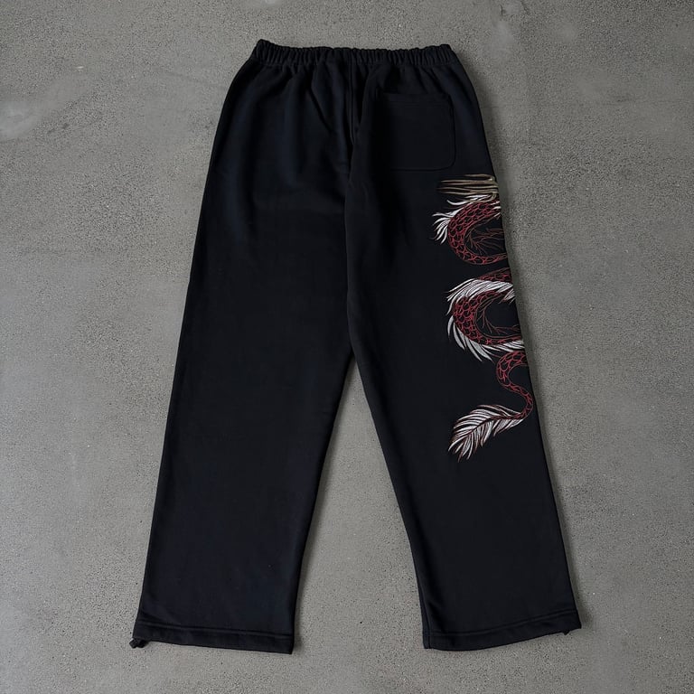 Derschutze Dragon Embroidered Sweatpants Black - 19