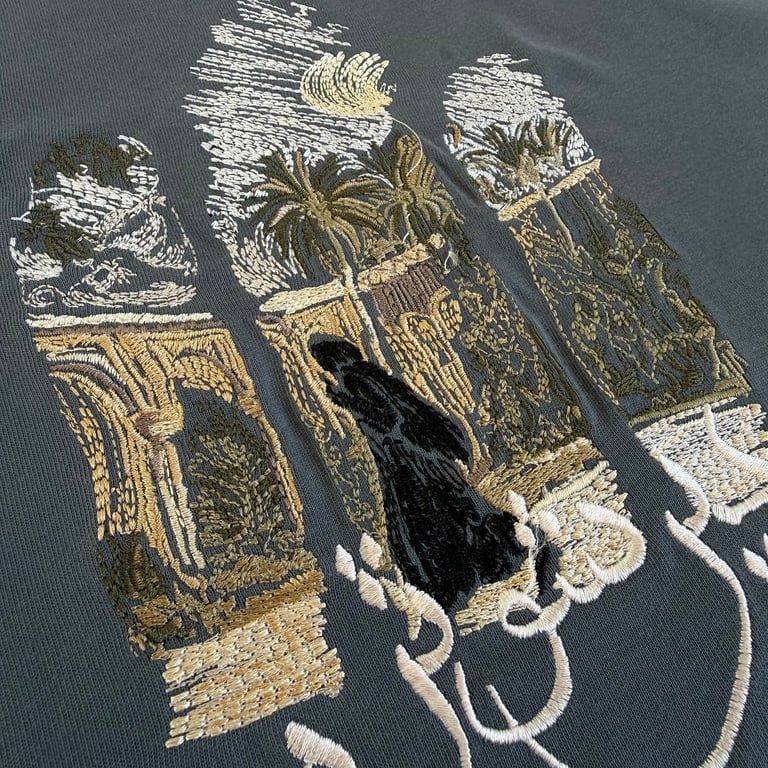 Derschutze Embroidered Graphic T-Shirt Grey - 12