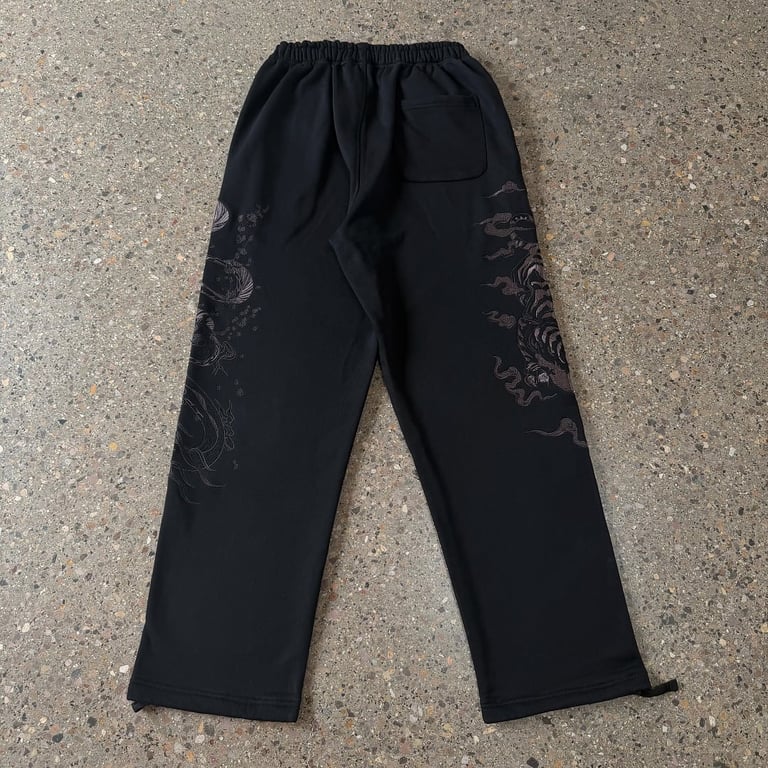 Derschutze Embroidered Dragon Sweatpants Black - 19
