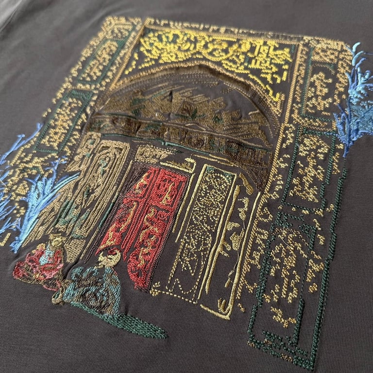 Derschutze Archway Embroidery T-Shirt Brown - 19