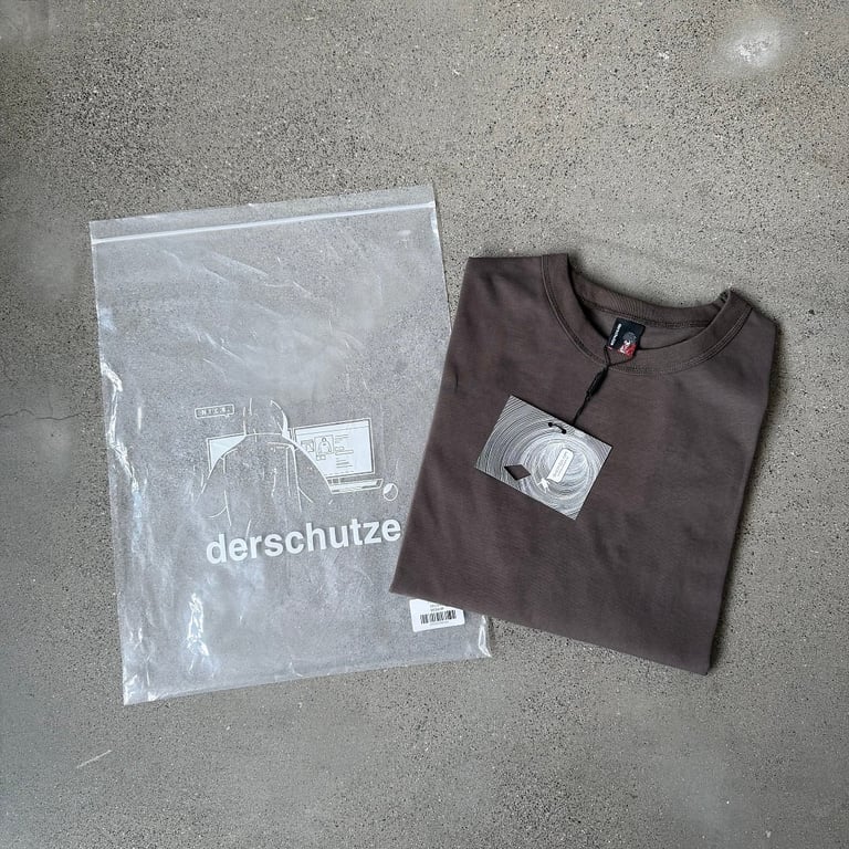 Derschutze Archway Embroidery T-Shirt Brown - 4