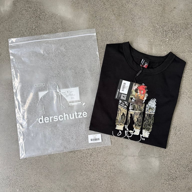 Derschutze Embroidered Graphic T-Shirt Black - 4