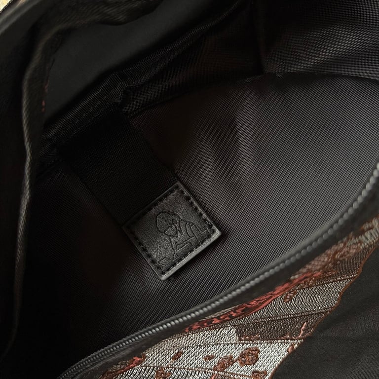 Derschutze Dragon Embroidery Sling Bag Black - 18