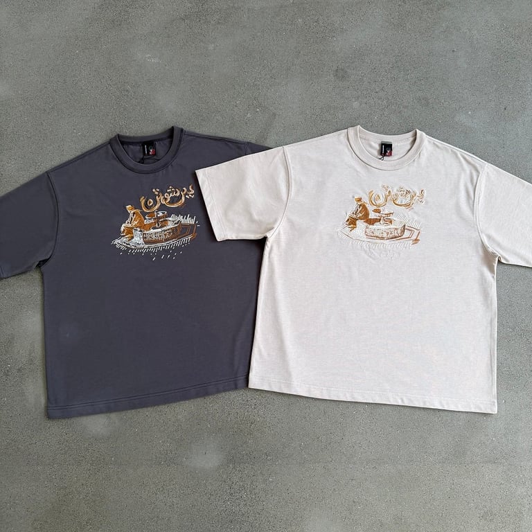 Derschutze Embroidered Fountain T-Shirt - 2