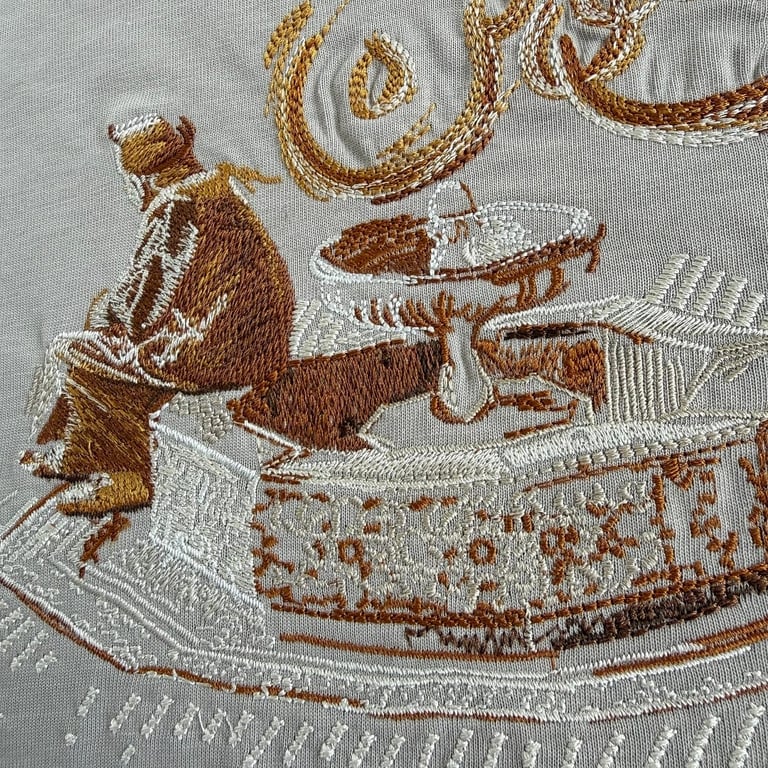 Derschutze Embroidered Fountain T-Shirt - 16