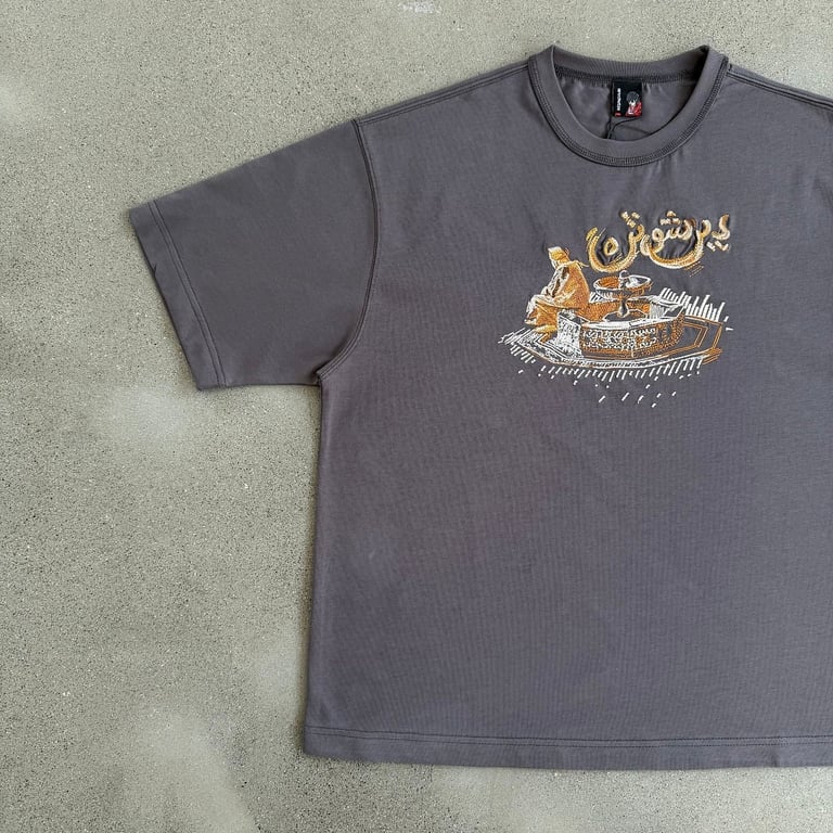 Derschutze Embroidered Fountain T-Shirt - 25