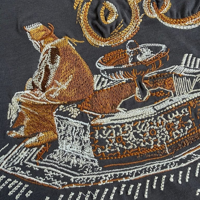 Derschutze Embroidered Fountain T-Shirt - 26