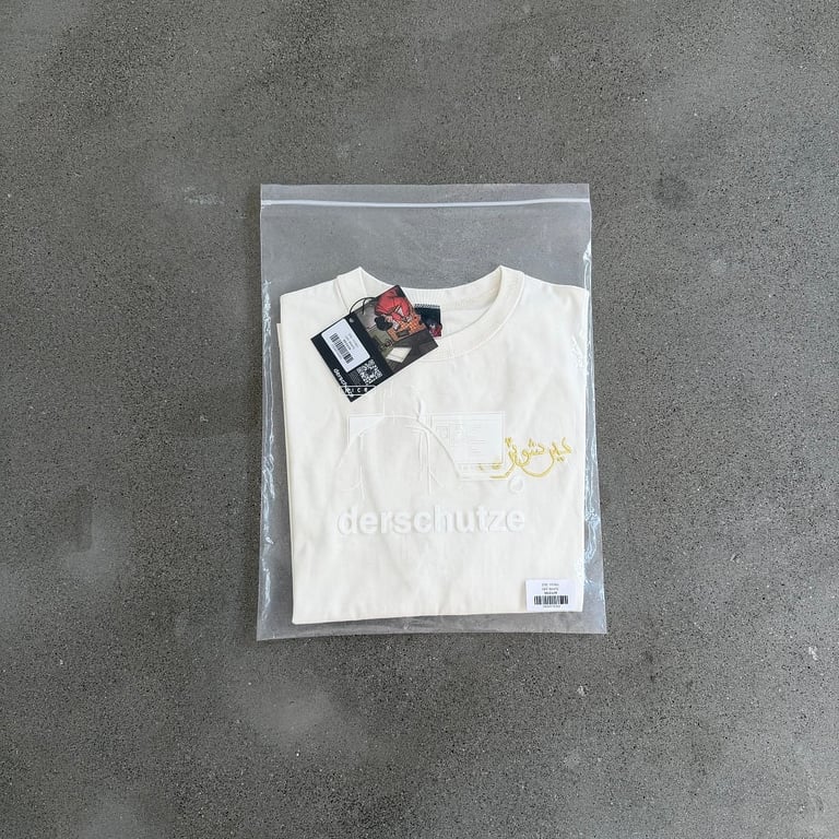 Derschutze Graphic T-Shirt - 3