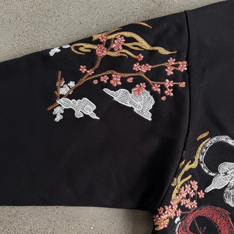 Derschutze Dragon & Tiger Embroidered Zip Hoodie Black - 23